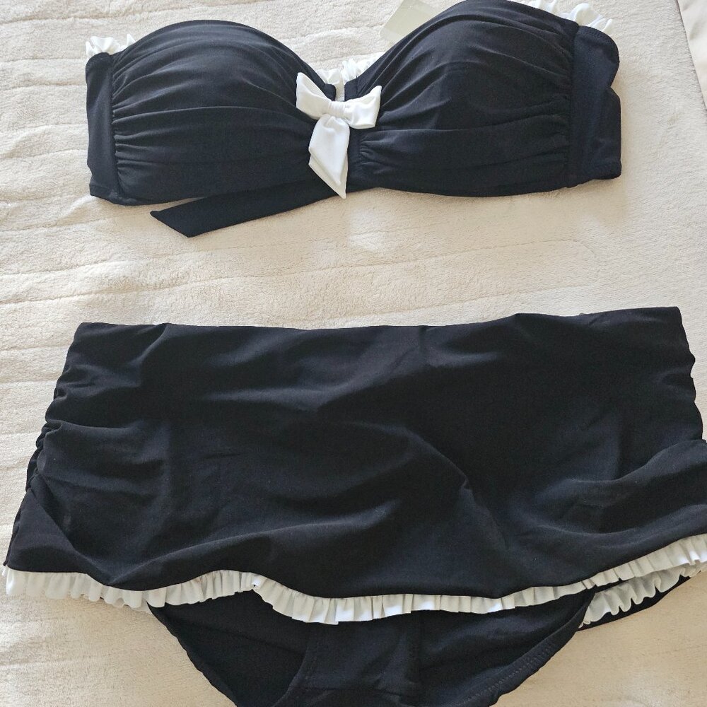 Cutest black and white NWT Gottex ladies' two-piece, sz. 12 swimsuit!swimsuit!